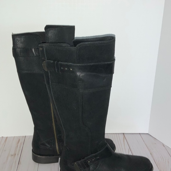 UGG Shoes - Ugg Boots 9 NWOT